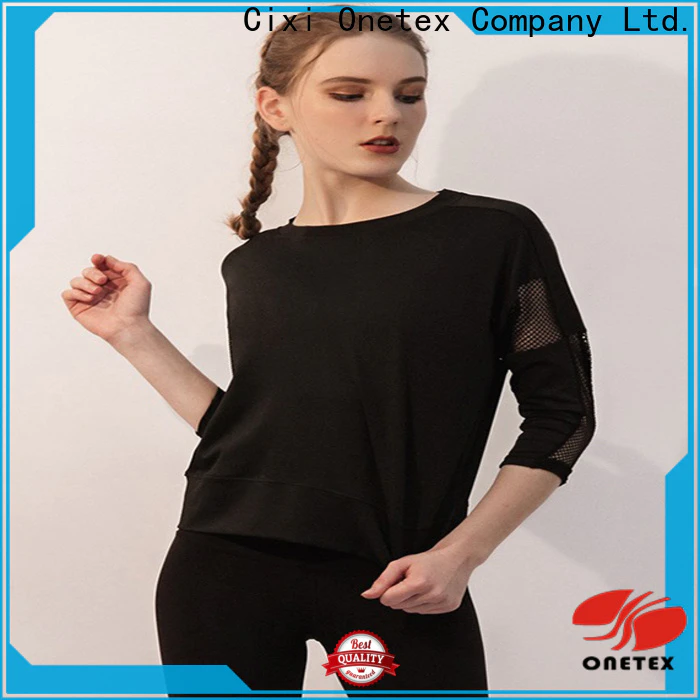 ONETEX sporty outfits the company for sports